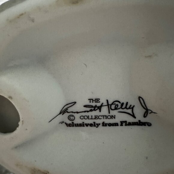 Vintage Emmett Kelly Jr. Collection Hobo Clown Santa 8 inch statue - Picture 3 of 5